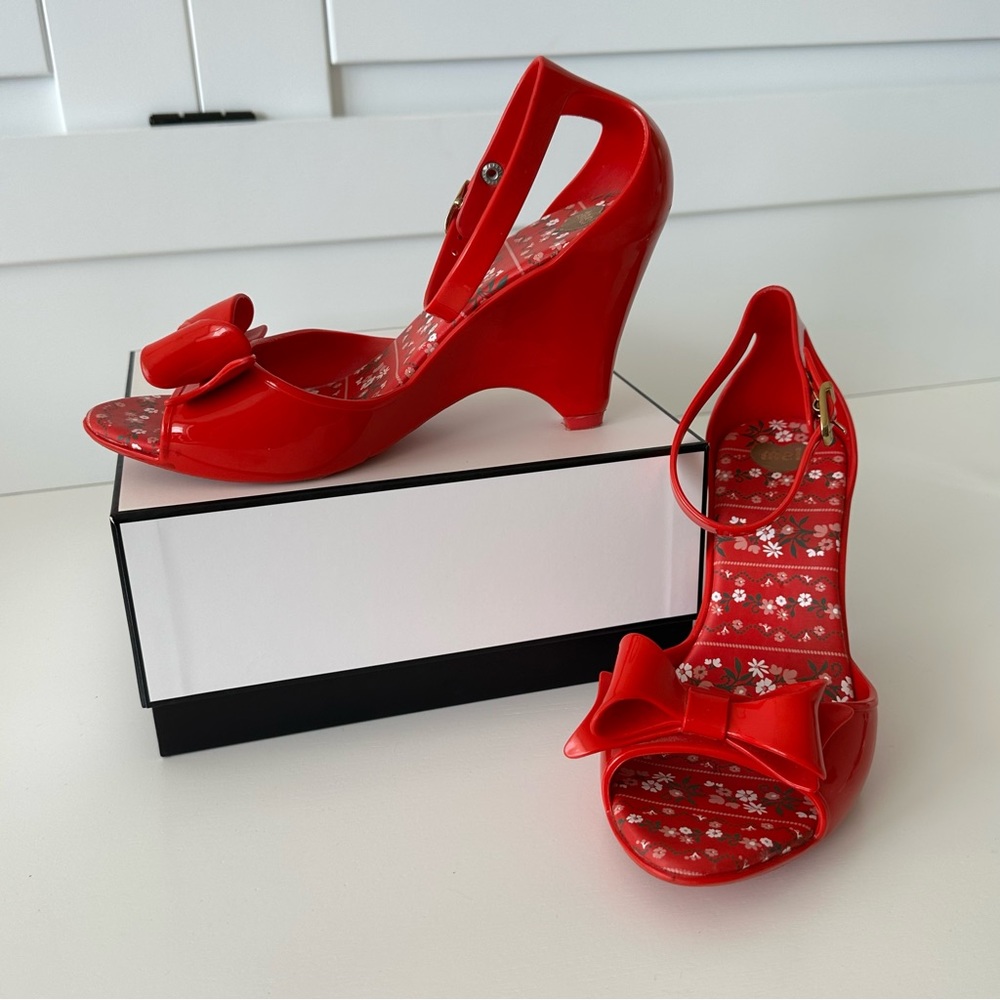 SANDALS MEL BY MELISSA